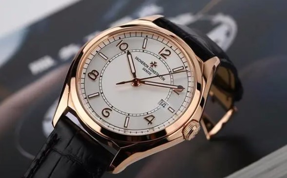 http://dashingtails.com/zx_vacheronconstantin/（圖）